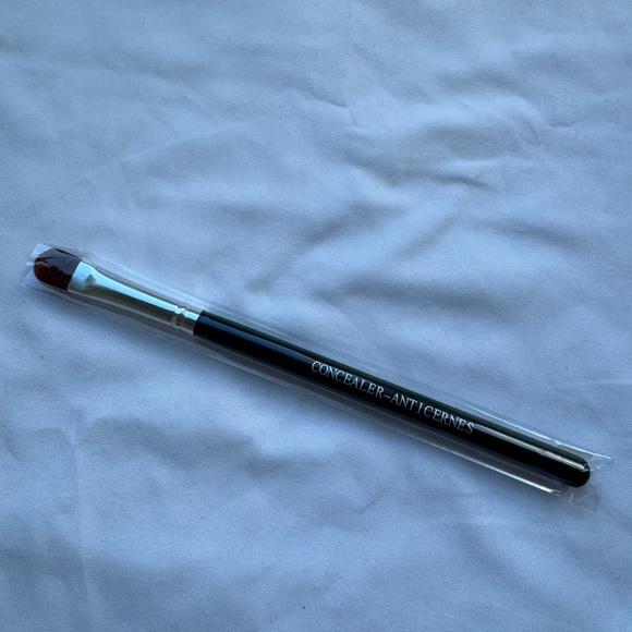 BEAU GÂCHIS CONCEALER BRUSH - Picture 5 of 5